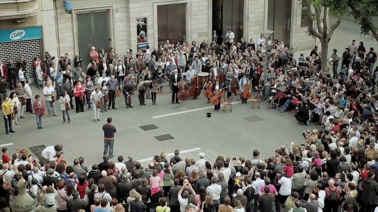 Som Sabadell flashmob - BANCO SABADELL