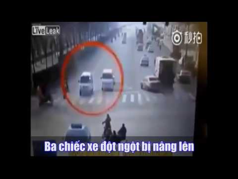 Top 5 video bí ẩn rợn người camera quay được