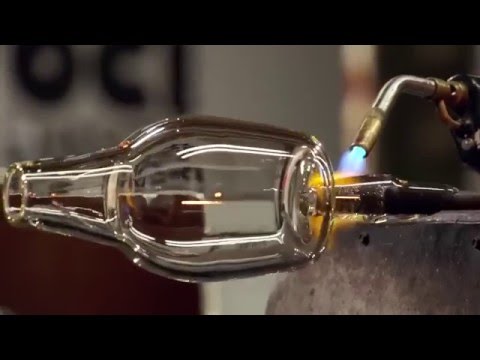 Chai thủy lọ tinh được tạo nên từ cát như thế nào