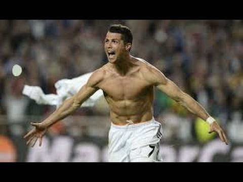 Những pha đánh gót ghi bàn kinh điển của Ronaldo