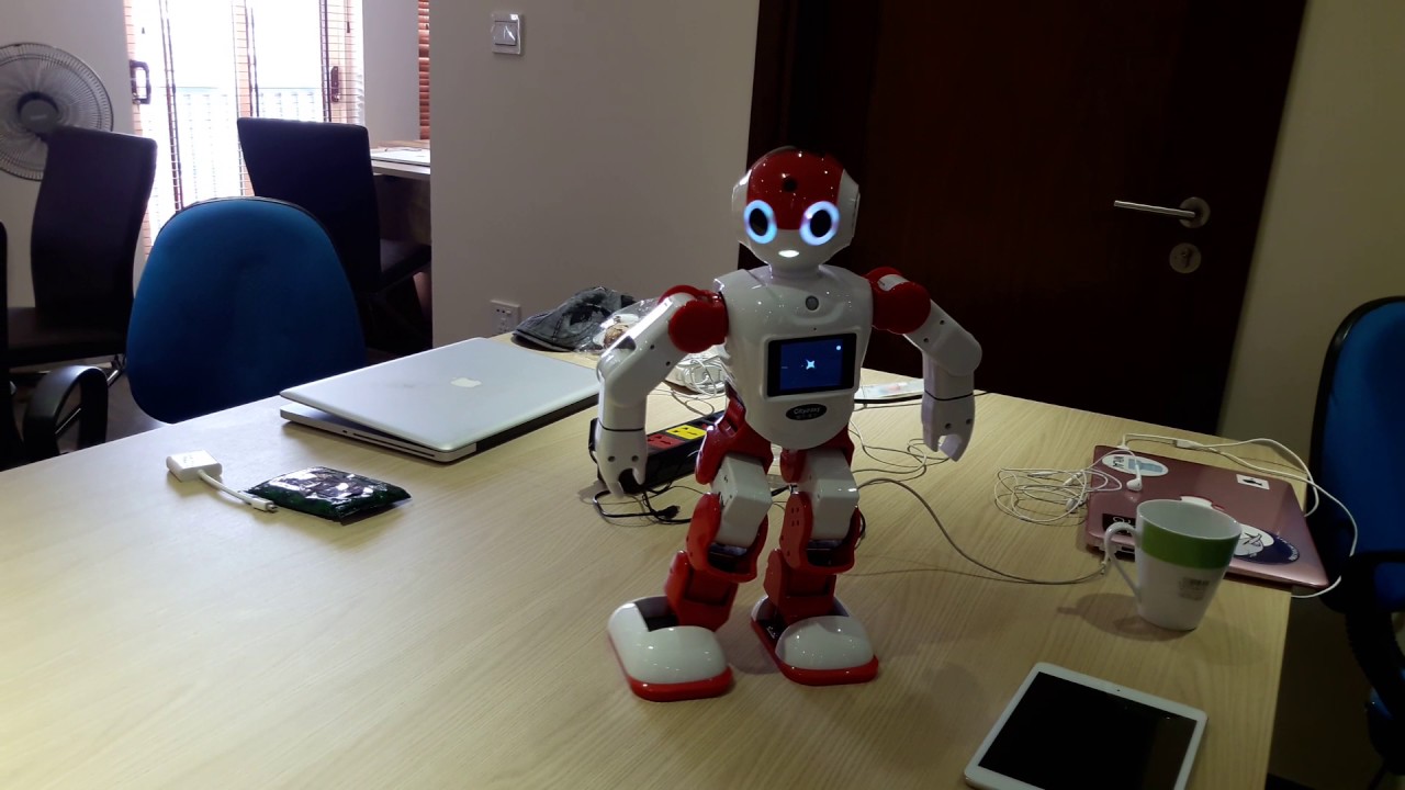 Robot nhảy gangnam style