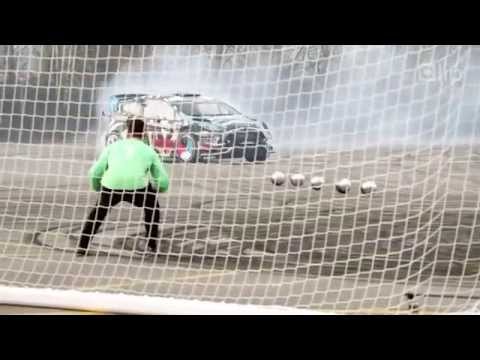 Khi Neymar đối đầu ông vua drift ôtô Ken Block