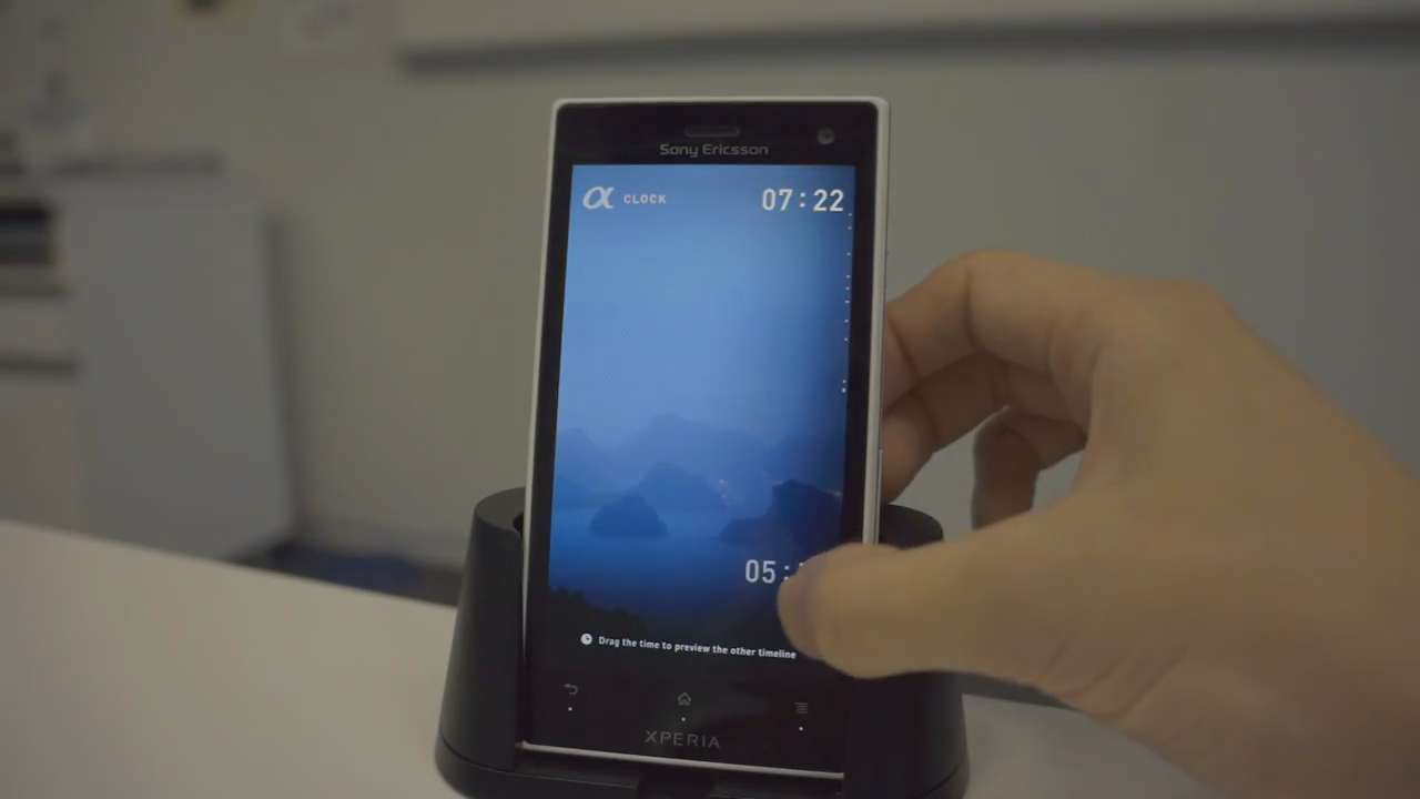 'α' CLOCK for Mobile with 'Time shift UI'