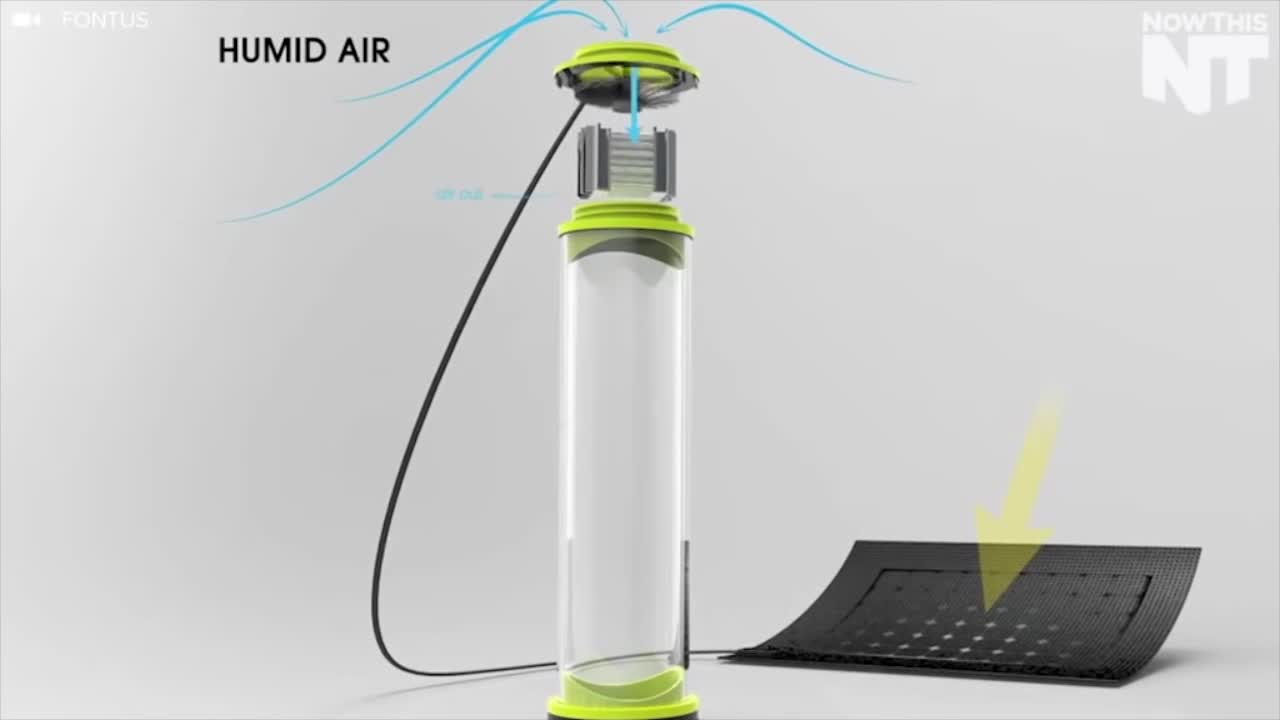 Self Filling Water Bottle Converts Humid Air into Drinkable H2O