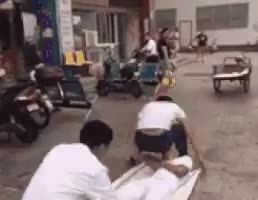 Cấp cứu thế này thì...