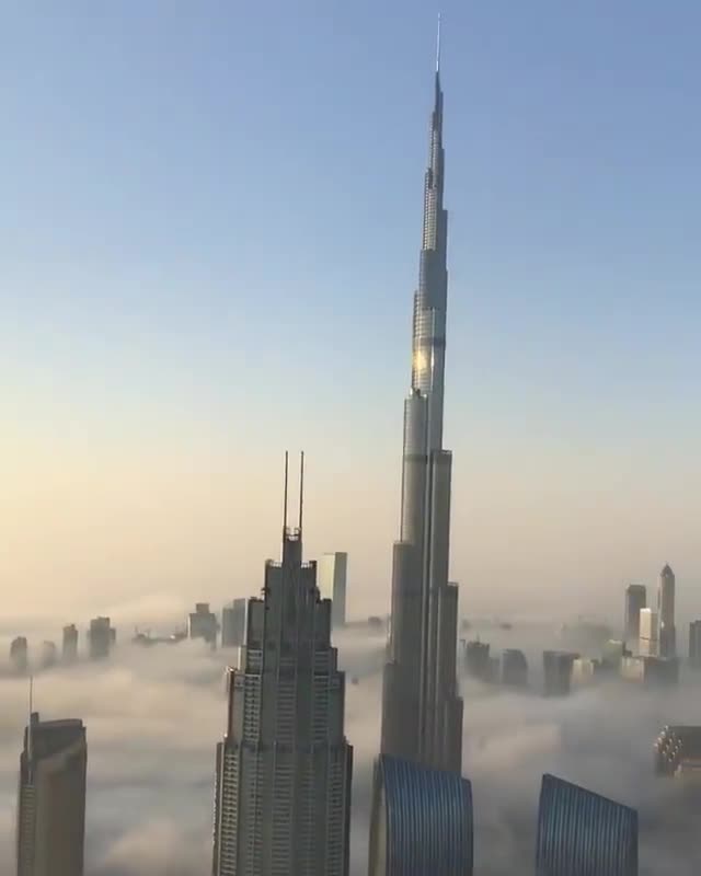 Thành phố giàu có nhất thế giới Dubai nhìn từ trên cao