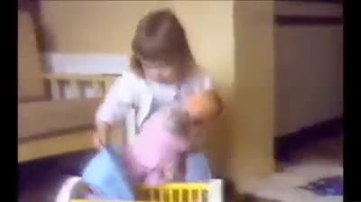 Xem xong ai cũng muốn có em bé ngay 