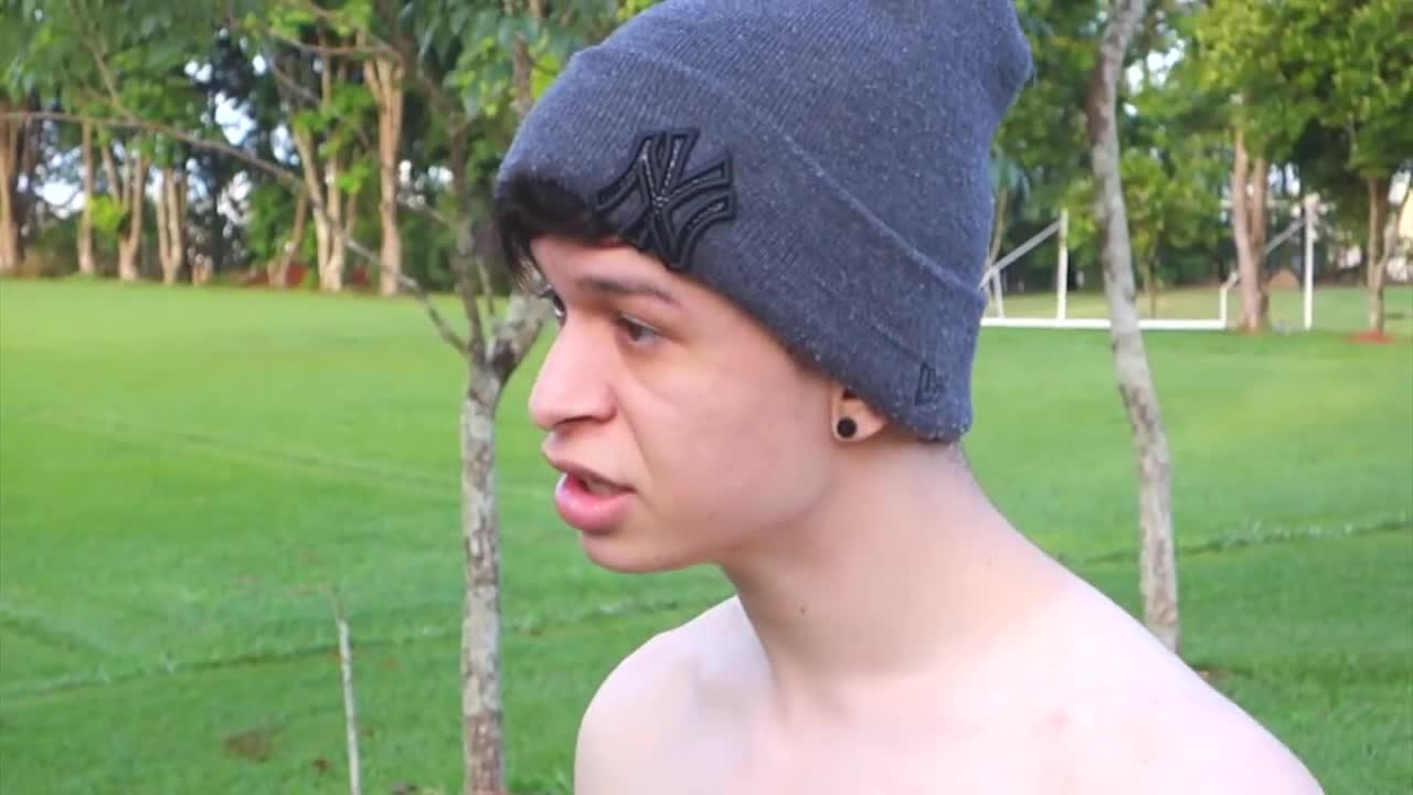CORTANDO O BOTÃO DO YOUTUBE - Aruan Felix
