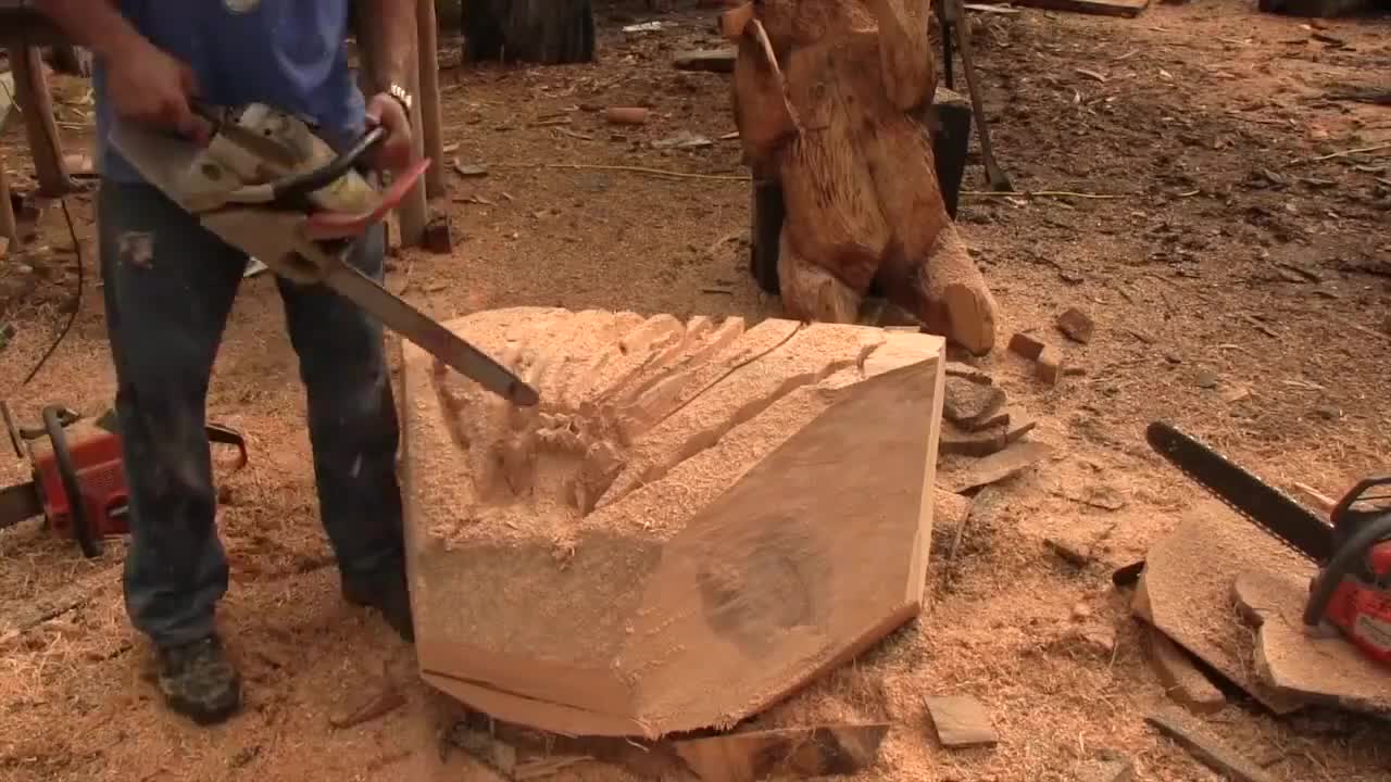 Là cua hoàng đế nhưng không ăn được 