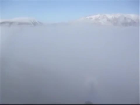 Bóng ma Brocken tại hồ Lake District ở Anh