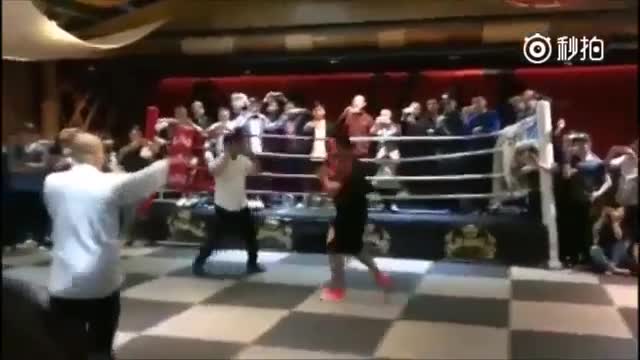 Võ sĩ MMA hạ đo ván cao thủ Thái Cực Quyền trong 10 giây
