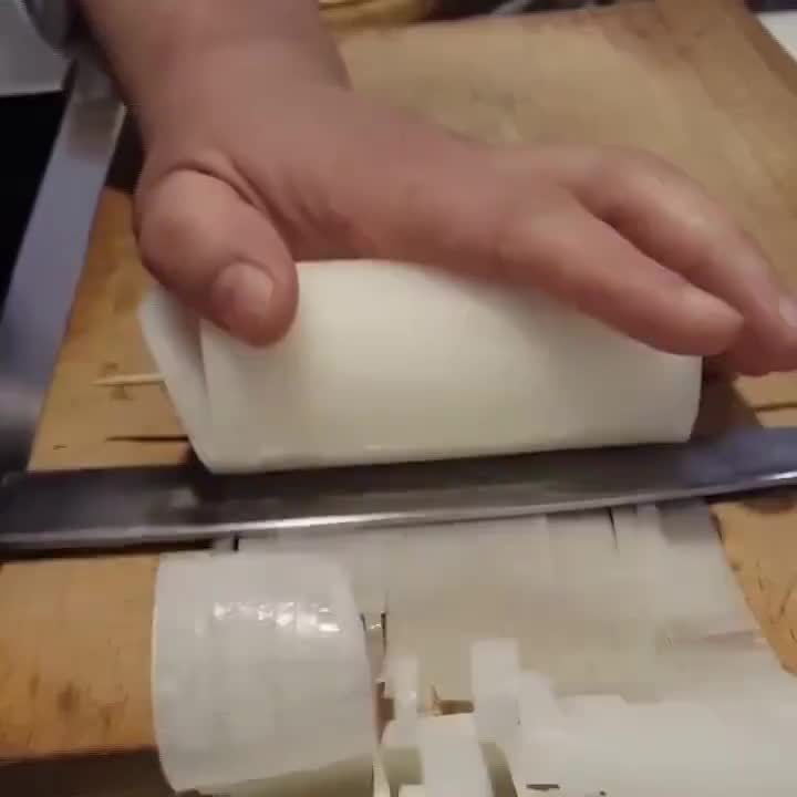 Khi đầu bếp trổ tài bằng kĩ năng cắt tuyệt đỉnh!