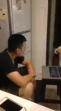 Khi con gái yêu troll bố