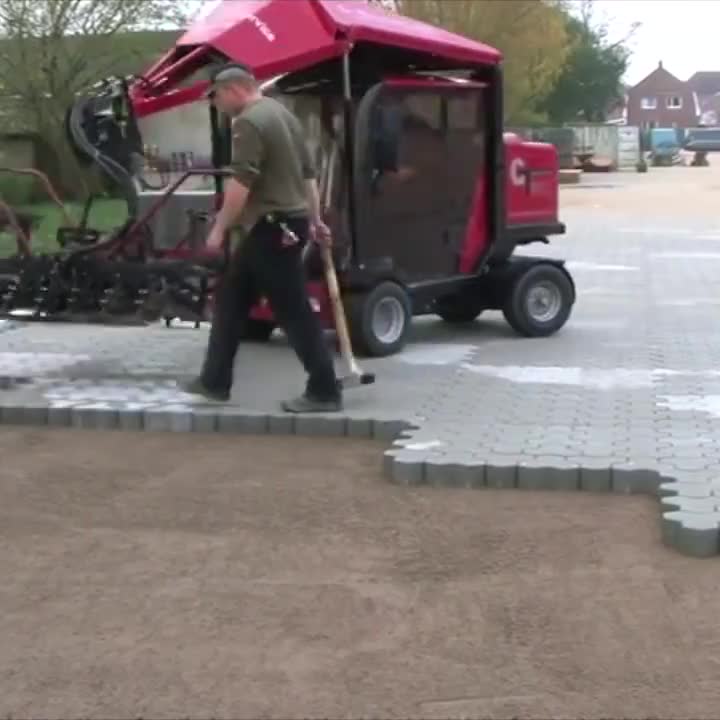 Đây là cách họ lát vỉa hè!