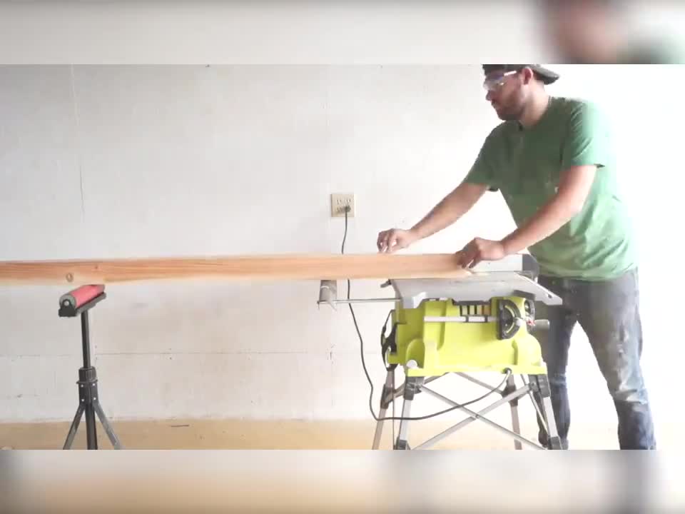 Làm chiếc giường chân thấp cũng thật tinh tế!