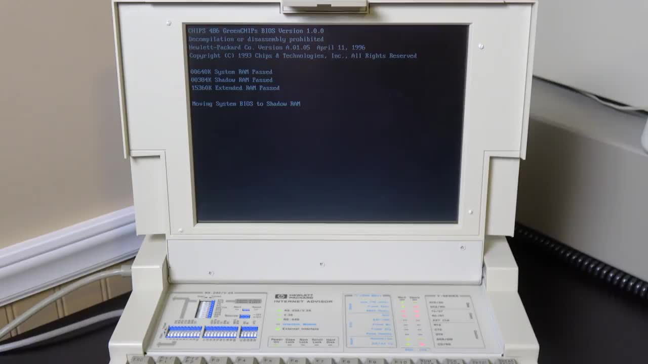Xem laptop HP Internet Advisor 20.000 USD Monster 486 từ năm 1998