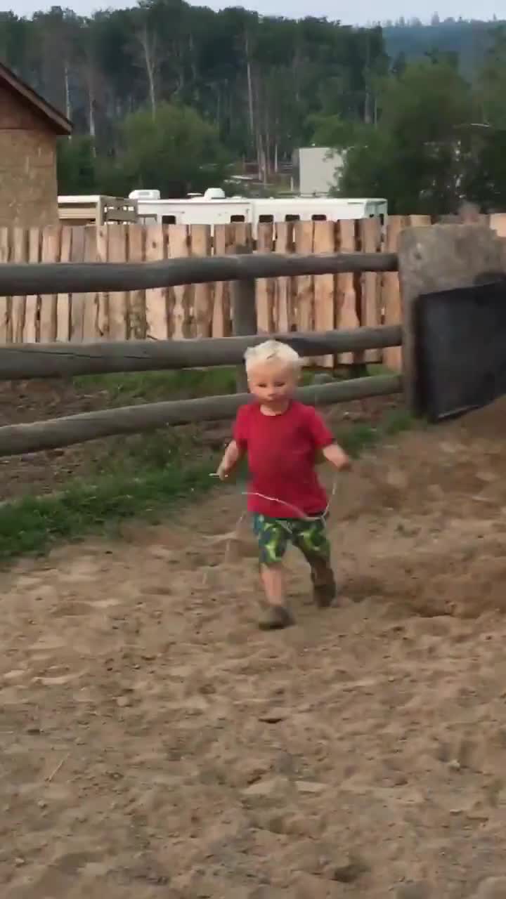 Em đúng là cowboy thứ thiệt đó!