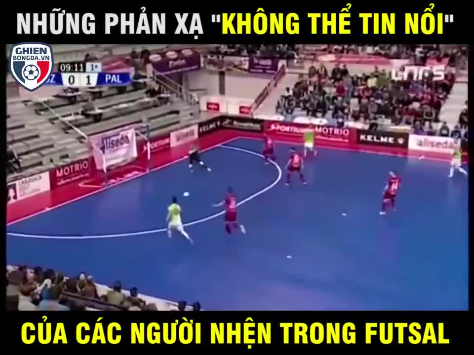 Những phản xạ không thể tin nổi của các người nhện trong Futsal 
