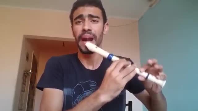 Vừa thổi sáo vừa beatbox không hiểu sẽ thế nào?