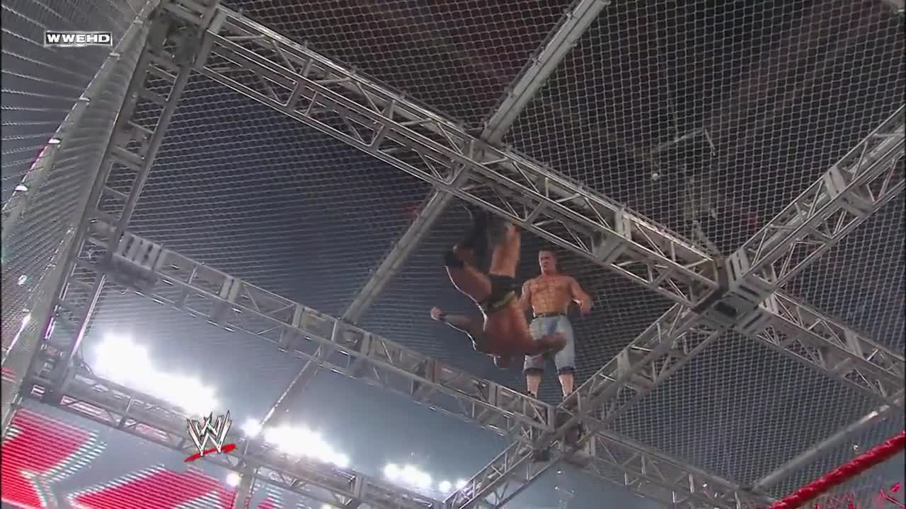 10 pha ra đòn đáng nhớ nhất trong sự nghiệp John Cena