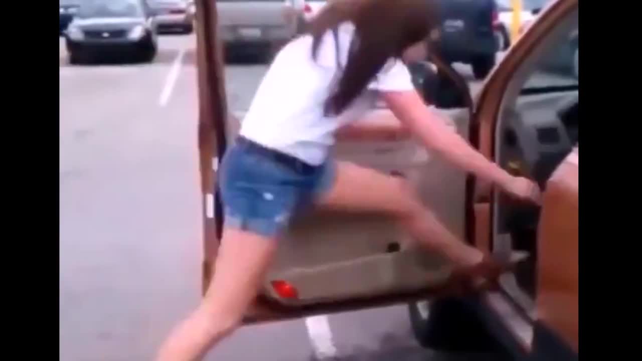 Khi chị em tính không bằng trời tính
