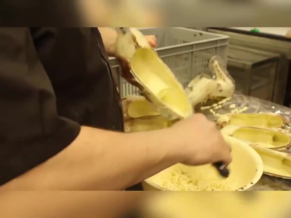 Mọi người thấy giày cao gót này có hấp dẫn không?