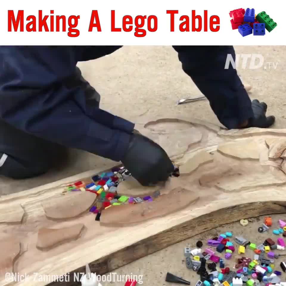 Chiếc bàn đặc biệt dành cho người yêu thích lego! 