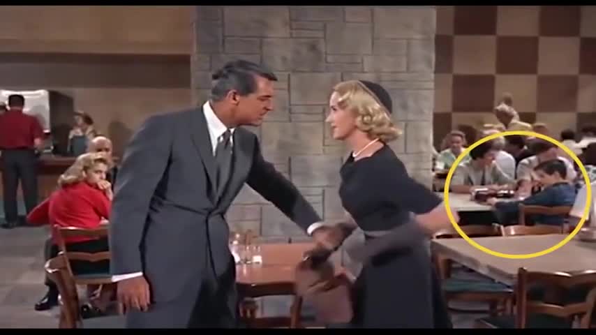 Lỗi 'gây cười' trong phim Hollywood rất ít người nhận ra