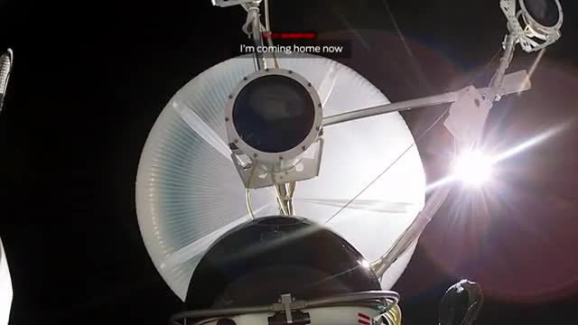  Cú nhảy từ độ cao 39 km của Felix Baumgartner