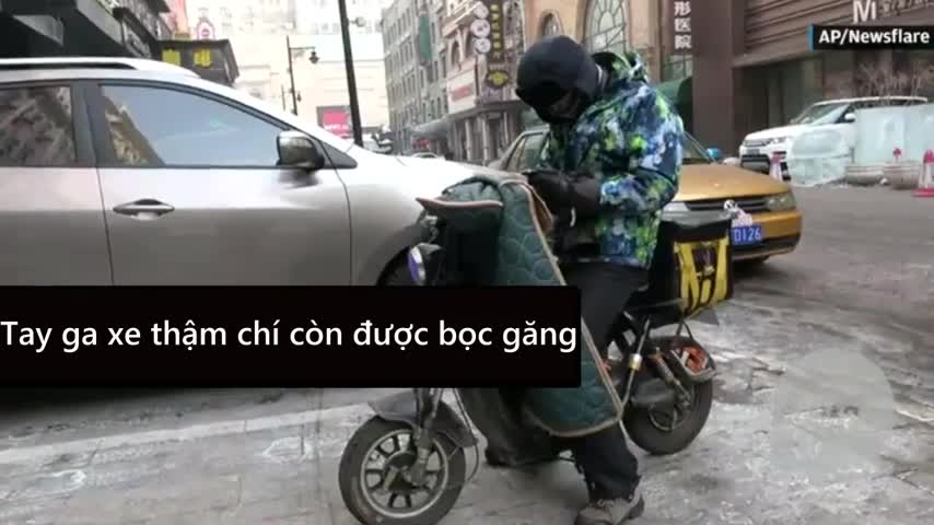 Bí quyết giữ ấm khi lái xe trong trời lạnh ở Trung Quốc