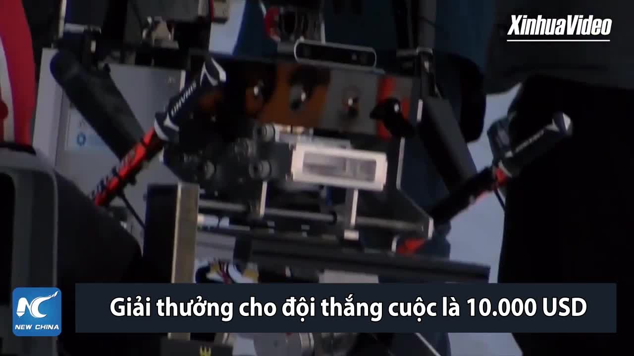 Robot tranh tài trượt tuyết bên lề Olympic 2018