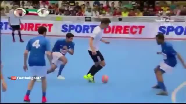 Luca Zidane quay compa solo qua 4 người ghi bàn trên sân futsal