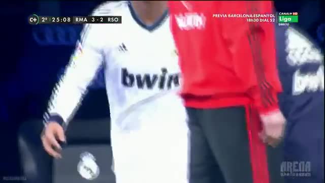 Siêu phẩm sút phạt của Cr7 tốc độ bóng 107kmh