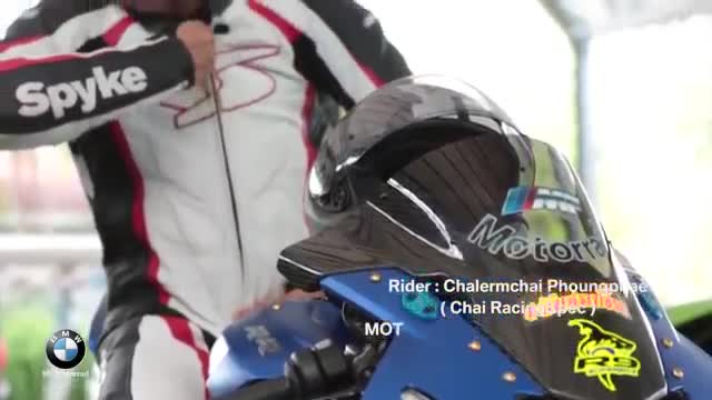 Màn test tốc độ kinh điển giữa BMW S1000RR 2015 và Lamborghini Aventador LP700 4