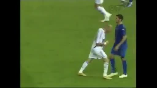 Thiết đầu công của zidane