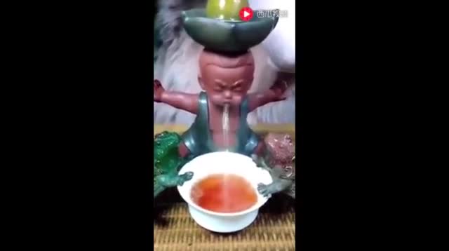 Chiếc bàn pha trà khiến đấng mày râu phát thèm