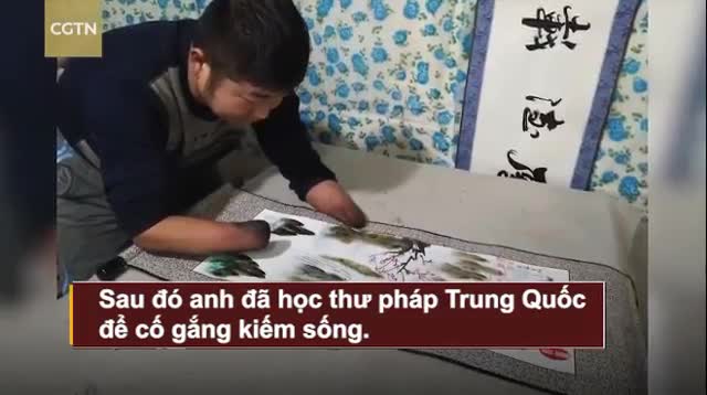 Người đàn ông Trung Quốc tạo nên kiệt tác từ đôi tay cụt