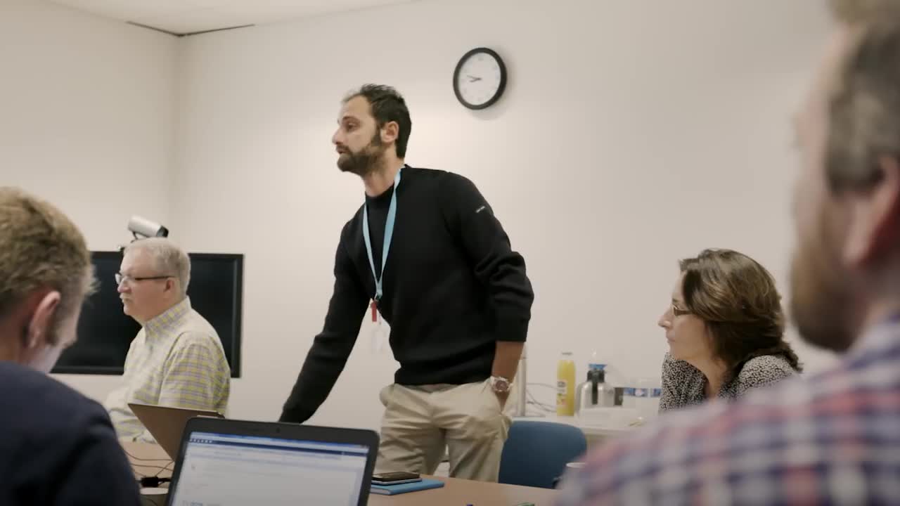 Microsoft tests Project Natick, self sustaining underwater datacenter