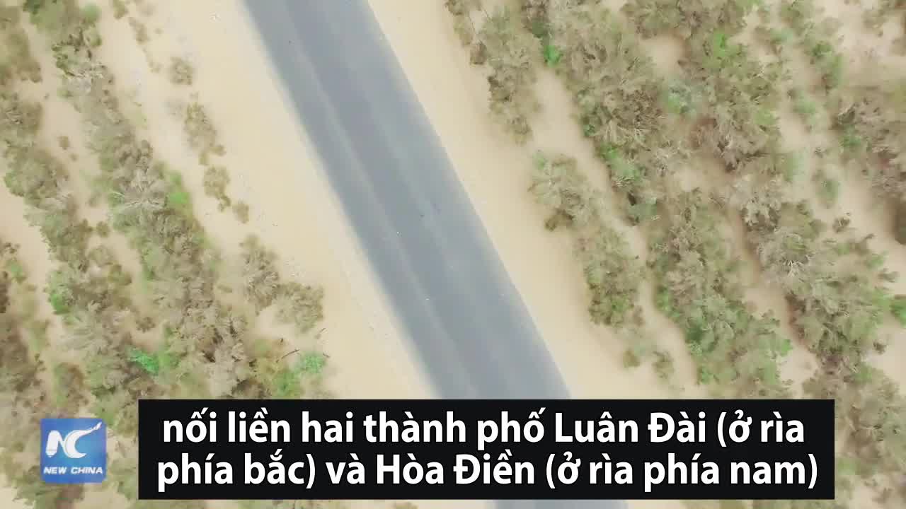 Đường cao tốc xuyên sa mạc lớn nhất Trung Quốc
