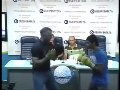 Phải chăng võ sĩ này có tốc độ nhanh hơn cả Pacquiao
