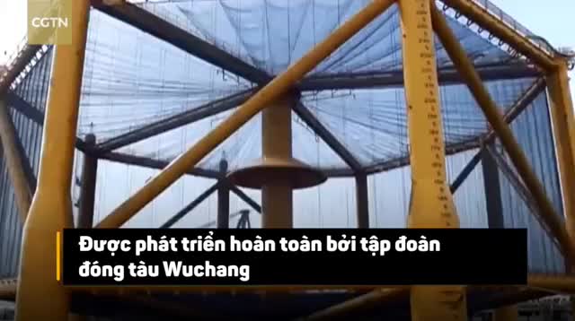 Cận cảnh lồng nuôi cá hồi lớn nhất thế giới dưới đáy biển