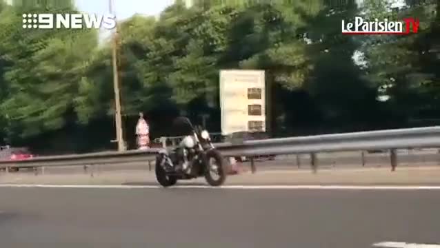 Xe máy không người lái
