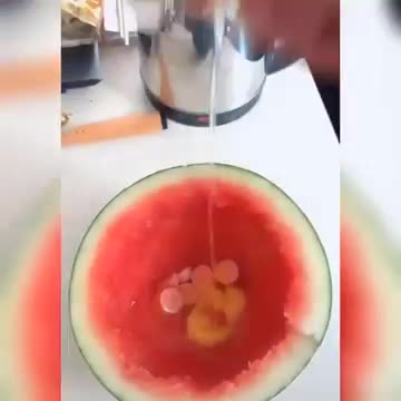 Đã có cách ăn mì đỡ phải rửa bát mà còn không lo độc hại