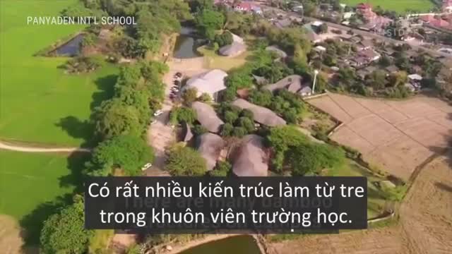 Khám phá trường học được xây dựng hoàn toàn từ đất và tre ở Thái Lan