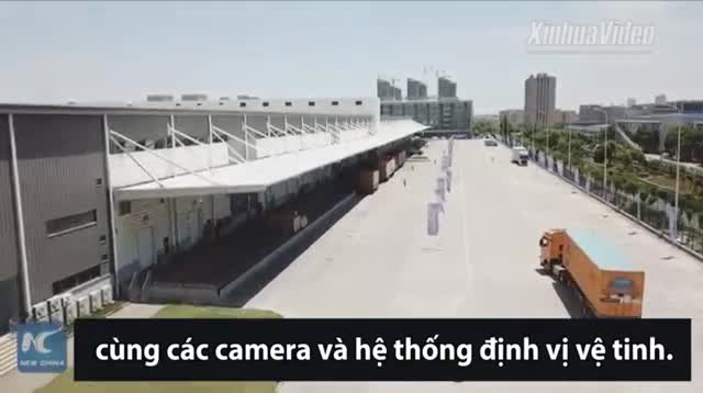 Xe tải 40 tấn tự lái, không cần tài xế