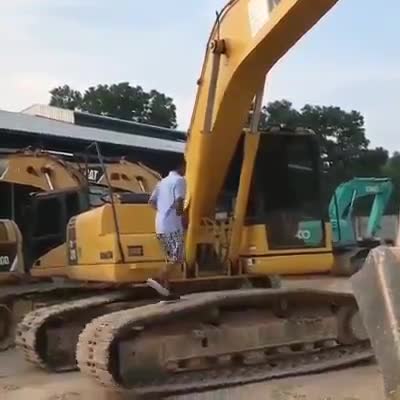 Máy tập thể dục