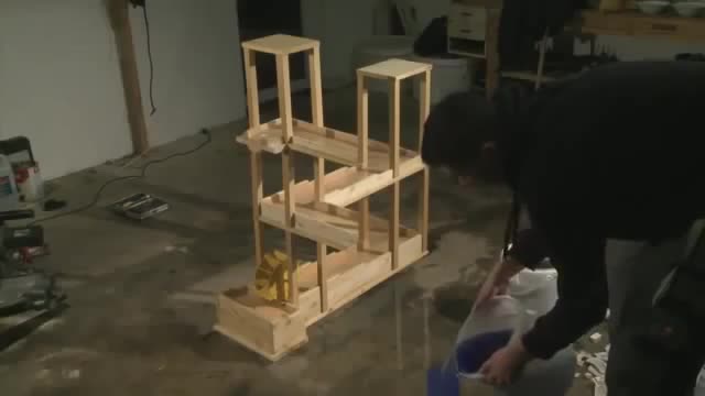 Nước chảy ngược siêu ảo