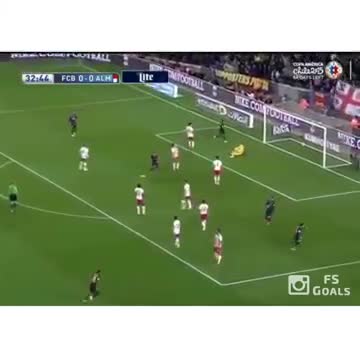 Bàn thắng siêu cong của Messi