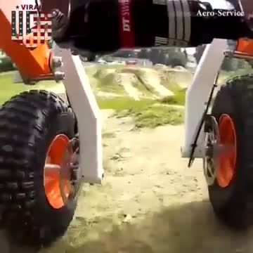 Xe địa hình 4 bánh siêu nhỏ gọn, có thể đi lại dễ dàng ở những vùng gồ ghề