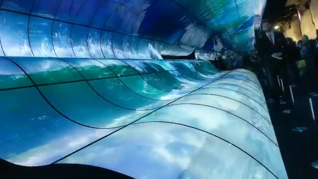 Holy shit! LG back at it again at ces with this 
